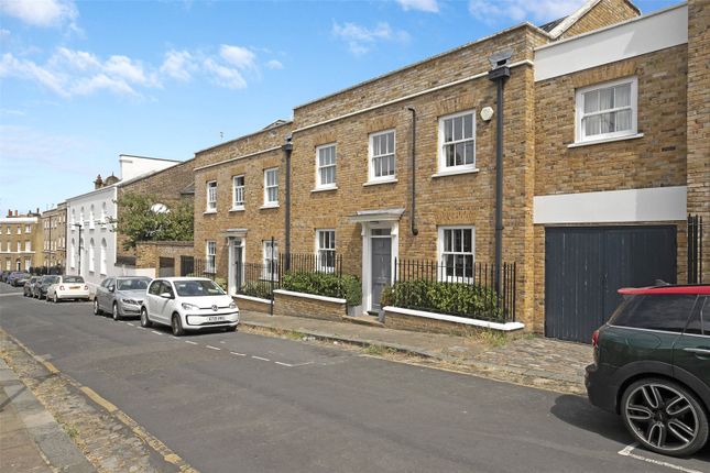 Thumbnail Terraced house for sale in Luton Place, Greenwich