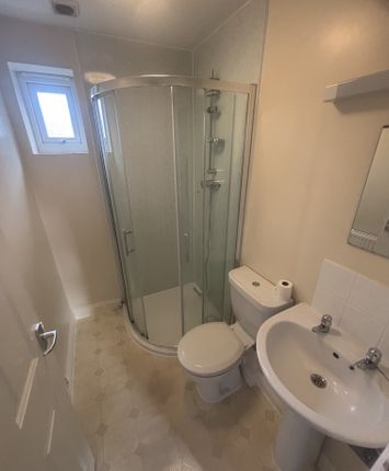 FLAT 1, MIDLAND ROAD, THRAPSTON photo 3