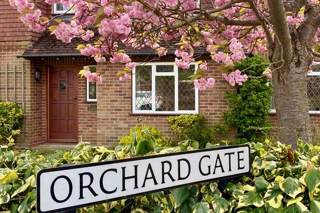 Detached house for sale in Orchard Gate, Sandhurst