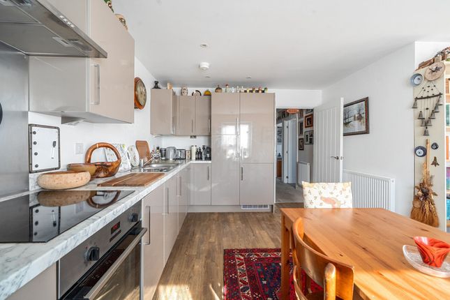 Flat 15, Wilding House Limestone Road, Chichester photo 4