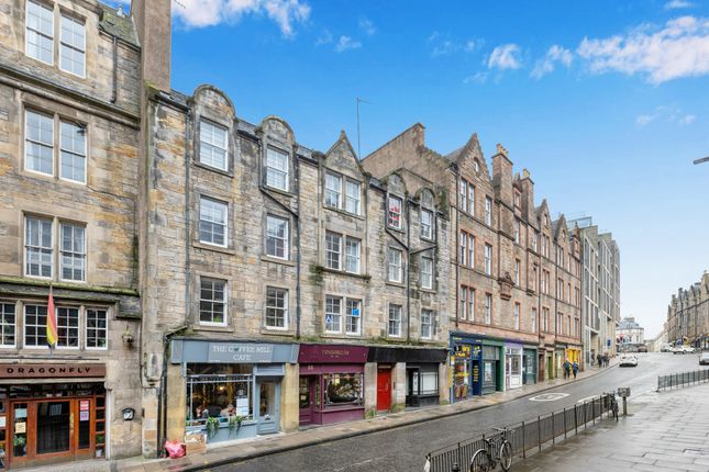 2-bed flat on 12, Aitchisons Close, 58 West Port, Grassmarket, Edinburgh, £265,000