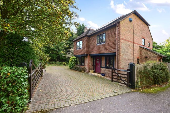 4-bed detached on Burtons Gardens, Basingstoke, £800,000