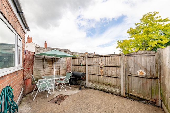745 Atherton Road, Wigan photo 4