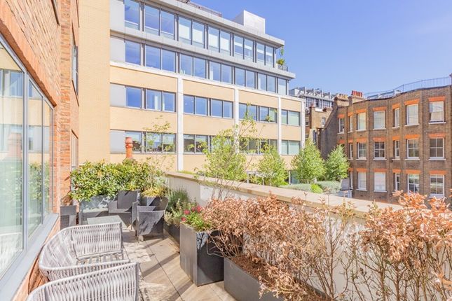 Thumbnail Flat to rent in Young Street, Kensington, Hyde Park, London
