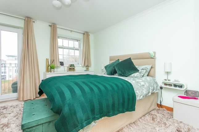 Flat for sale in Barton Mill Road, Canterbury