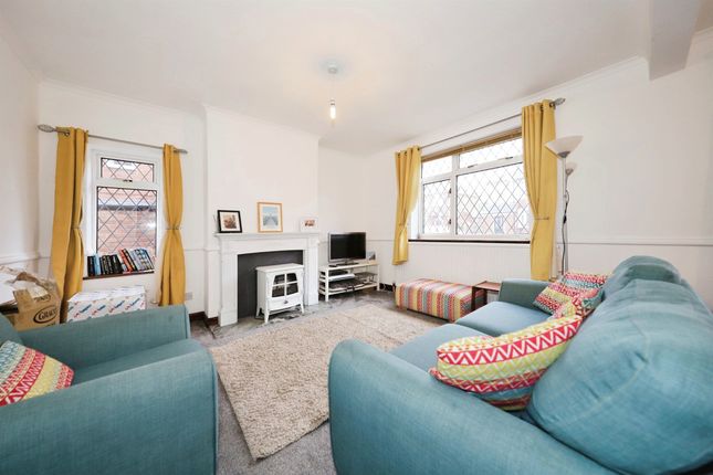 20, Francis Road, Stourport-On-Severn photo 2