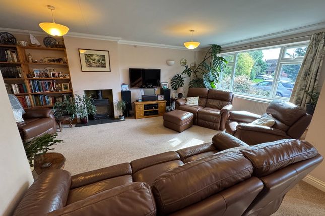 8, Sandhill Road, Buckingham photo 3