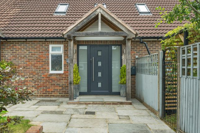 11, Forestdale, Surrey photo 2
