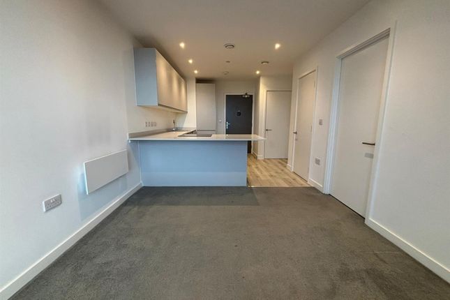 Apartment 21110 No 1 Old Trafford, 4 Wharf End, Manchester photo 3