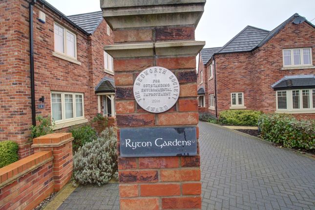 Detached house for sale in Ryton Gardens, Bulkington, Bedworth