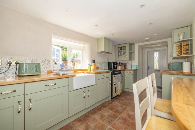 Hall Farm Cottage, 2, West Street, Ashford photo 4