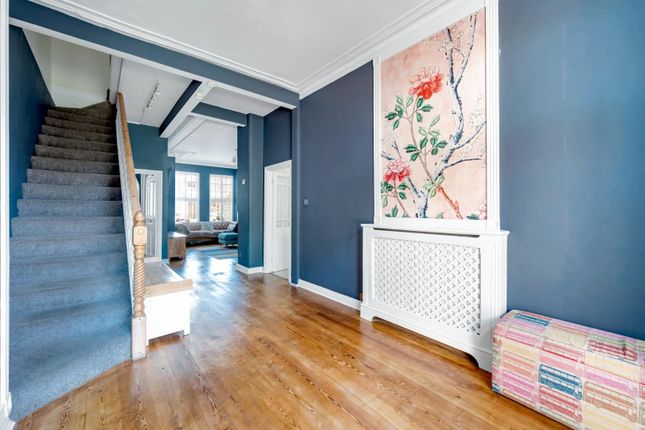 118, Wellesley Road, London photo 4