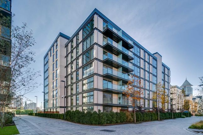 Thumbnail Property for sale in Waterfront Drive, Chelsea, London