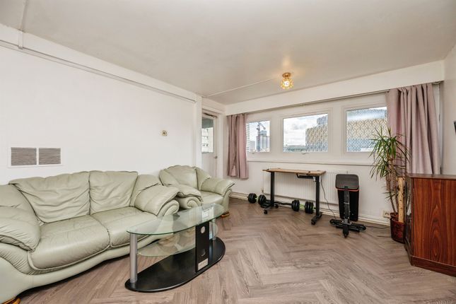 Flat 28, Norton Tower, Civic Close, Birmingham photo 2