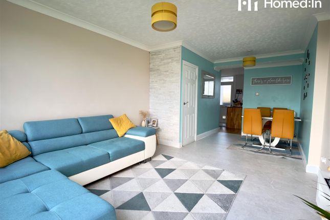 35, Hailey Place, Cranleigh photo 4