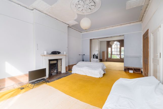 Ground Floor Flat, 5, Church Terrace, London photo 3