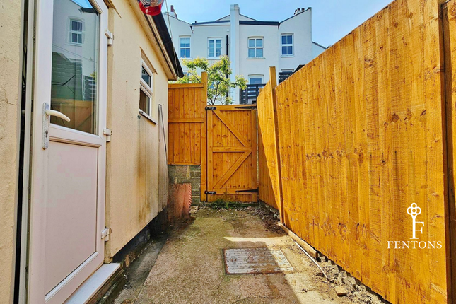 4, Agar Road, Walton On The Naze photo 2