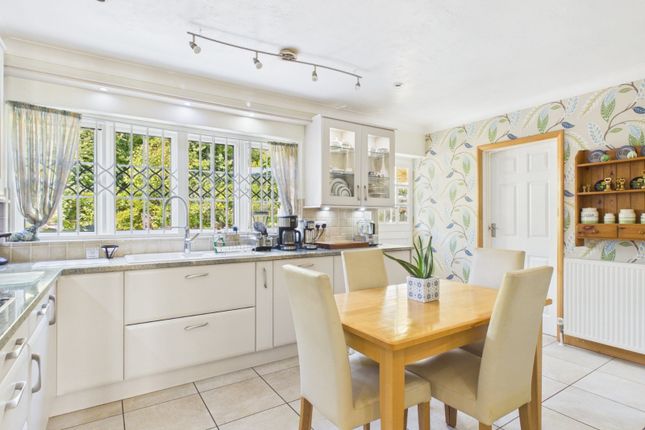 5, Parkview, High Wycombe photo 4