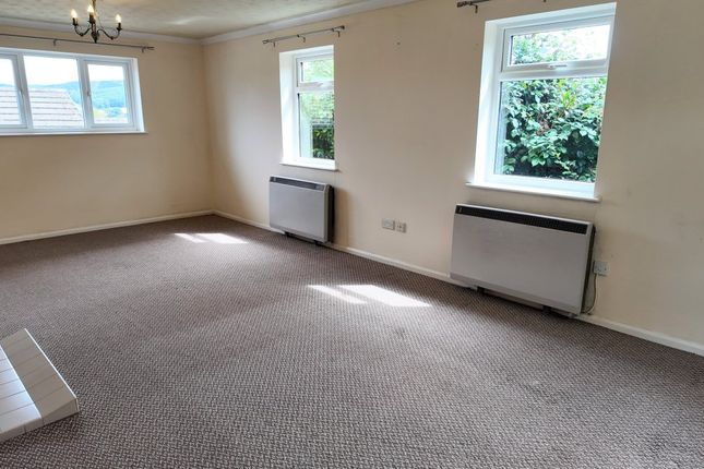 38, Warden Close, Presteigne photo 4