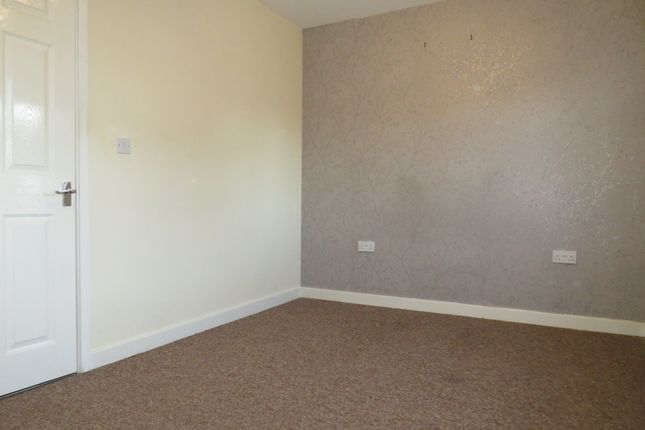 315, Keighley Road, HALIFAX photo 4