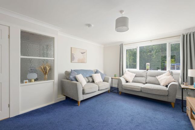 55 Polmont Park, Falkirk photo 3