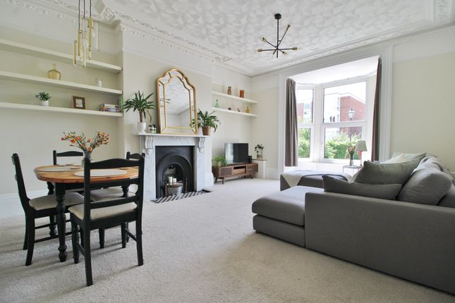 Flat 2, 36, Outram Road, Southsea photo 2