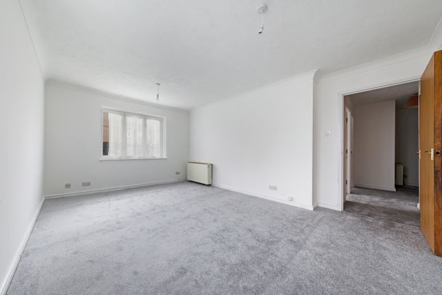 Flat 3, Mitcham photo 4