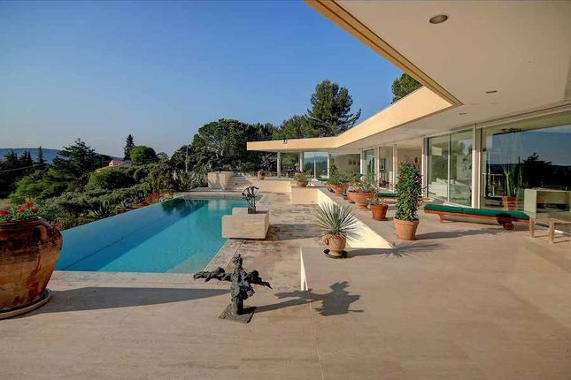 Villa for sale in Salernes, Var Countryside (Fayence, Lorgues, Cotignac), Provence - Var