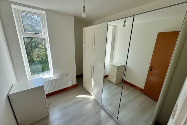 33C, Buchanan Avenue, Walsall photo 4