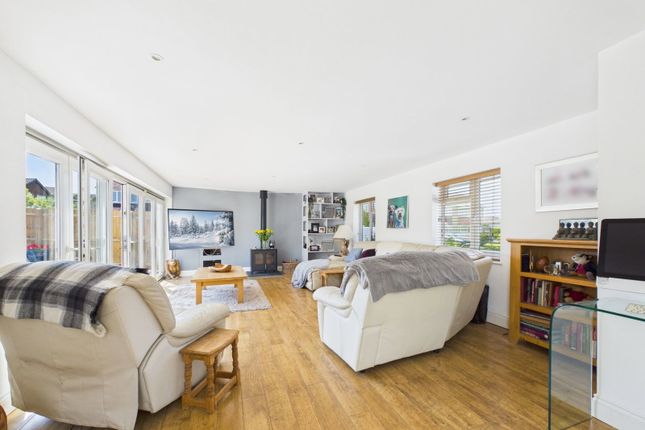 46, Rowlands Road, Horsham photo 3