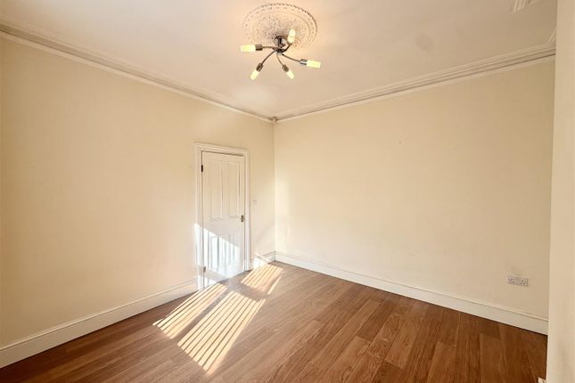 40, Ratcliffe Road, Loughborough photo 4