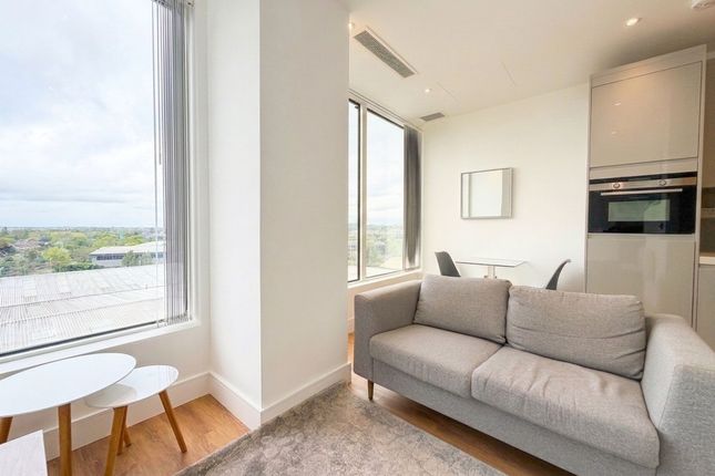 237 Westgate House West Gate, London photo 4