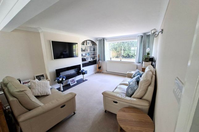 15, Arthurs Close, Exmouth photo 4
