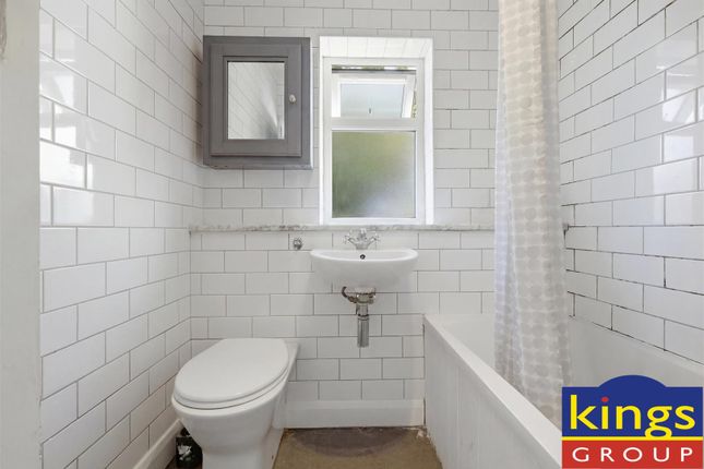 71, Winchester Road, London photo 4