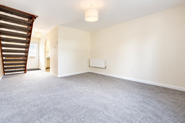 7, Fivash Close, Taunton photo 4