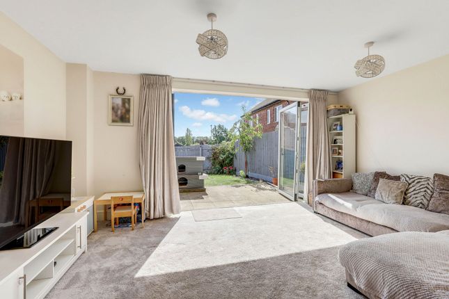 28 Badger Vale, Nottingham photo 3