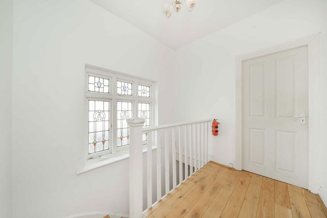 11, St. Marys Crescent, London photo 4