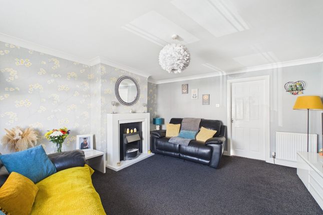 46, Chalmers Crescent, East Kilbride photo 2