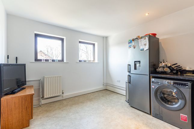 Apartment 14, Bennett, Woodlands Village,, Wakefield photo 4