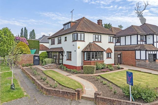 4-bed detached on 50, Courtland Drive, Chigwell, £1,450,000