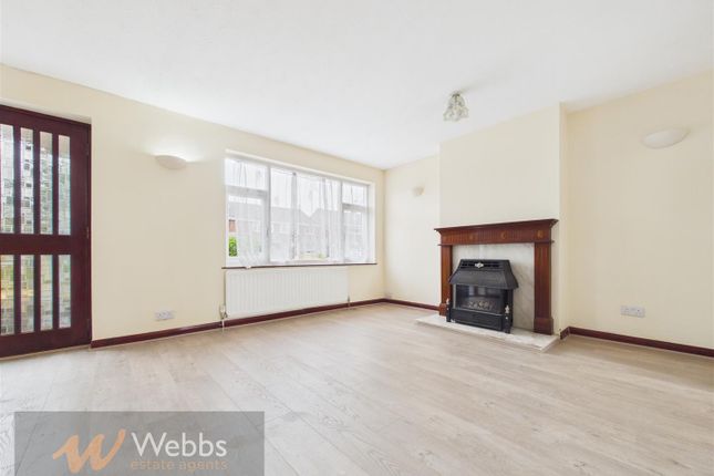 27, Tunnicliffe Drive, Rugeley photo 3