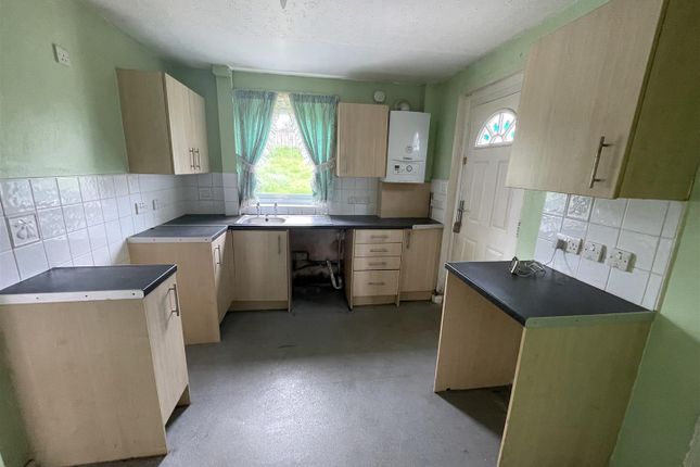 26, Severn Cresent, Stanley photo 4