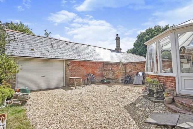Cottage for sale in East Cowes Road, Whippingham