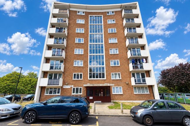 1-bed flat on 284, Wood Vale, London, £165,000