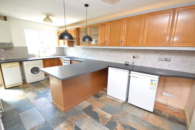26 Leeside, Stockport photo 4