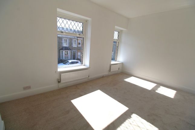 75, Morfa Street, Bridgend photo 4