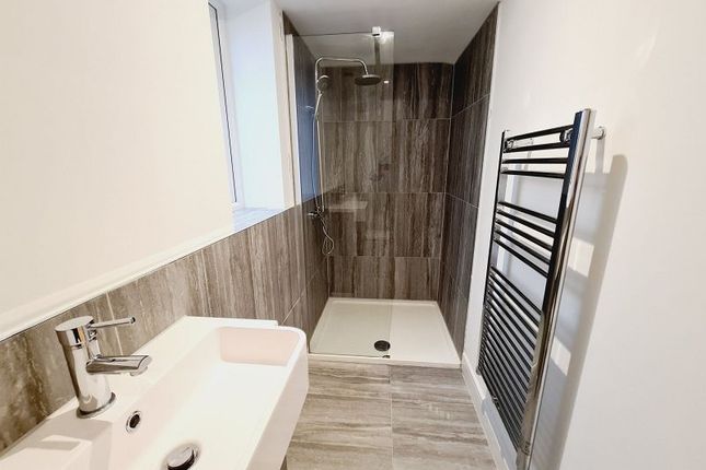1 Vincent Mews, Leatherhead Road, Great Bookham photo 4