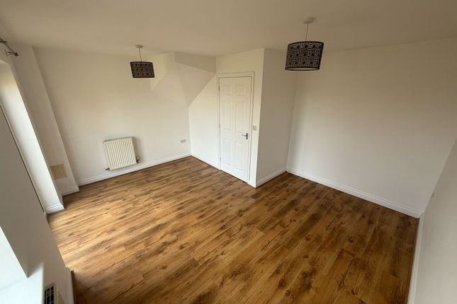 9, Wye Valley Road, Peterborough photo 3