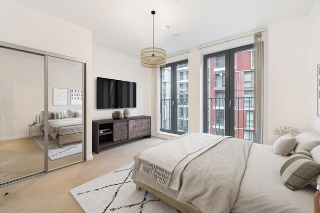 13 Malthouse Road, London photo 3
