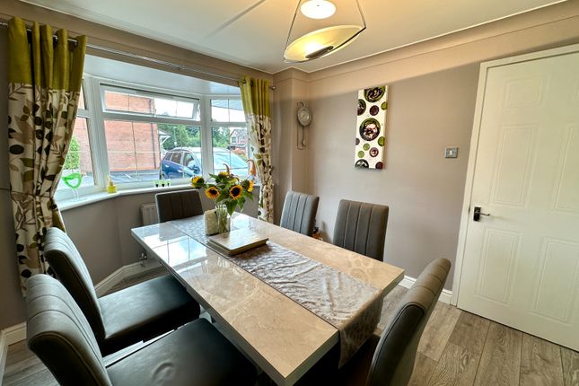 15, Belfry Close, Walsall photo 3